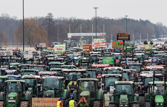 Bauernproteste in Nürnberg<span class='image-autor'>Foto: dpa/Daniel Karmann</span>