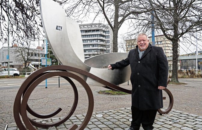 Jürgen Stepper plant den Campus Pforzheim-Enzkreis. Einen Standort unweit des Denkmals am Waisenhausplatz in Pforzheim hat er bereits im Auge.  Foto: Friedrich