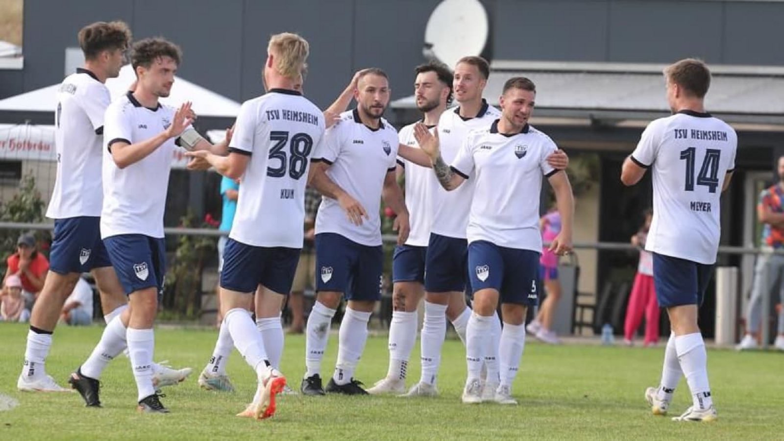 Außergewöhnlich gelungener Start in die Saison: Der TSV Heimsheim feiert ein halbes Dutzend Tore gegen die Spvgg Besigheim.Andreas Gorr