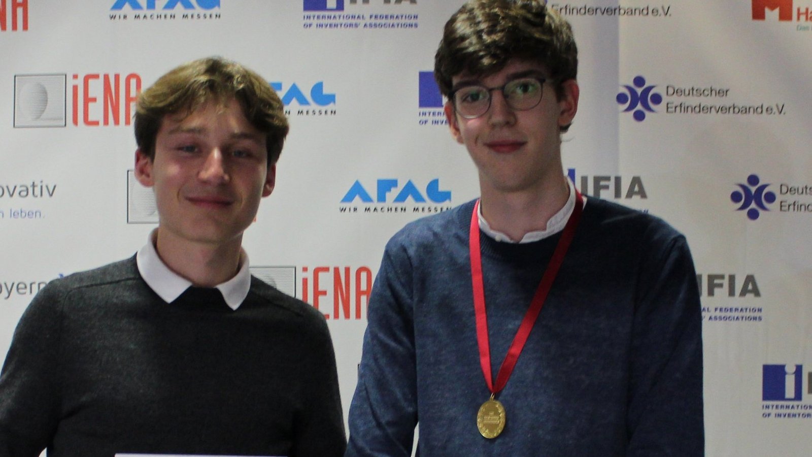 Julian Schlenker (rechts) und Ferdinand Horn holen eine Goldmedaille. Foto: BW Julian Schlenker (rechts) und Ferdinand Horn holen eine Goldmedaille. Foto: BW