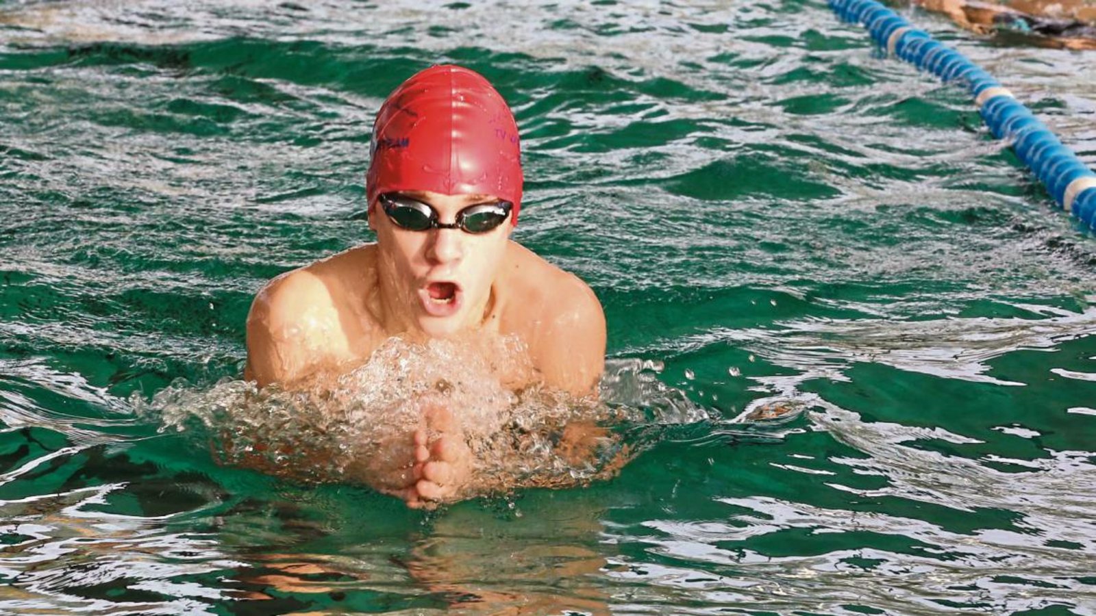 Tom Matuschowitz hat bei der 3. Swim-Base-Trophy über 50 Meter Brust die Qualifikationszeit für die Württembergischen unterboten. Foto: Küppers Tom Matuschowitz hat bei der 3. Swim-Base-Trophy über 50 Meter Brust die Qualifikationszeit für die Württembergischen unterboten. Foto: Küppers