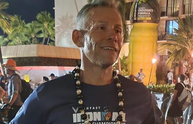 Er ist jetzt ein Ironman: Thomas Fritsch aus Illingen nach dem Wettkampf auf Hawaii. <span class='image-autor'>Foto: privat</span>