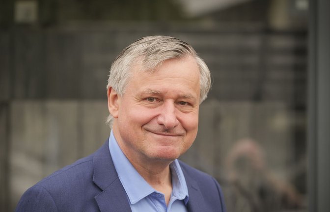 Hans-Ulrich Rülke beim Unterschriftensammeln gegen den XXL-Landtag im Sommer.<span class='image-autor'>Foto: Simon Granville</span>