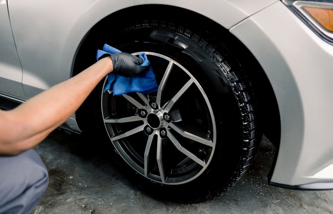 Zur Reinigung der Felgen kann man auch Hausmittel verwenden.<span class='image-autor'>Foto: SofikoS / shutterstock.com</span>
