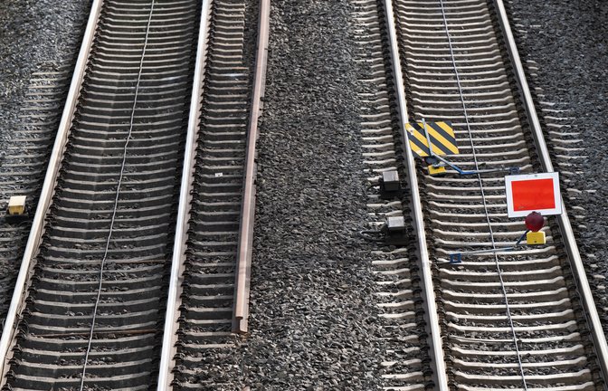 Die Bahn ist auch im übertragenen Sinne eine einzige Baustelle.<span class='image-autor'>Foto: dpa/Sebastian Gollnow</span>