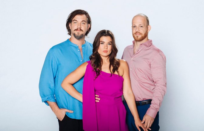 Sharon Berlinghoff mit ihren Serien-Kollgen Diego Carlos Seyfarth („David Junker“, links) und Patrick Müller („Tobias Lassner“).<span class='image-autor'>Foto: RTL / Julia Feldhagen</span>