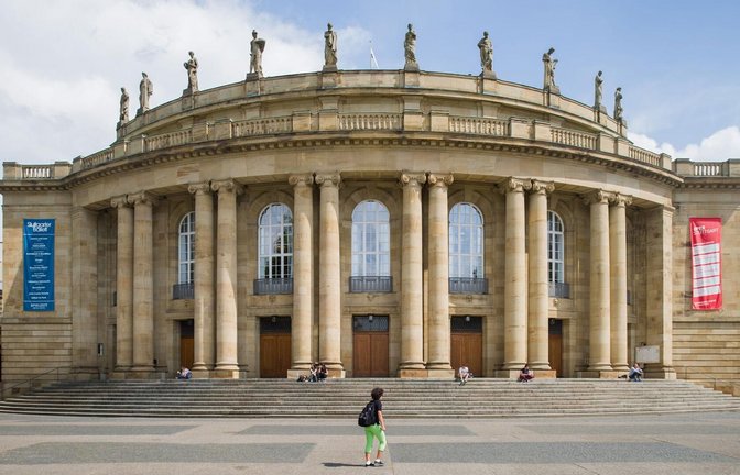 Der dringend sanierungsbedürftige Littmann-Bau ist Spielstätte für die Staatsoper Stuttgart mit dem Staatsorchester Stuttgart sowie für  das Stuttgarter Ballett<span class='image-autor'>Foto: © dpa / picture alliance / Wolfram Kastl</span>