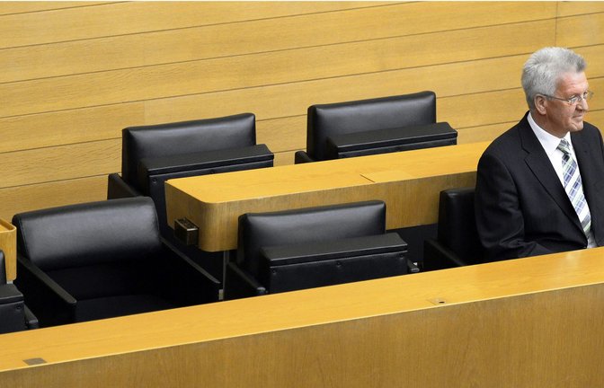 Sein neuer Platz im Plenarsaal: Winfried Kretschmann am 12. Mai 2011 auf der Regierungsbank<span class='image-autor'>Foto: AFP</span>