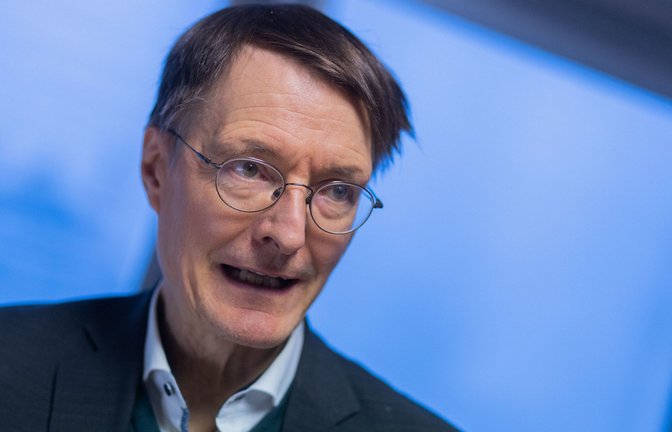 Ob er auch künftig Gesundheitsminister bleibt, ist höchst unsicher: der SPD-Politiker Karl Lauterbach.<span class='image-autor'>Foto: dpa/Rolf Vennenbernd</span>