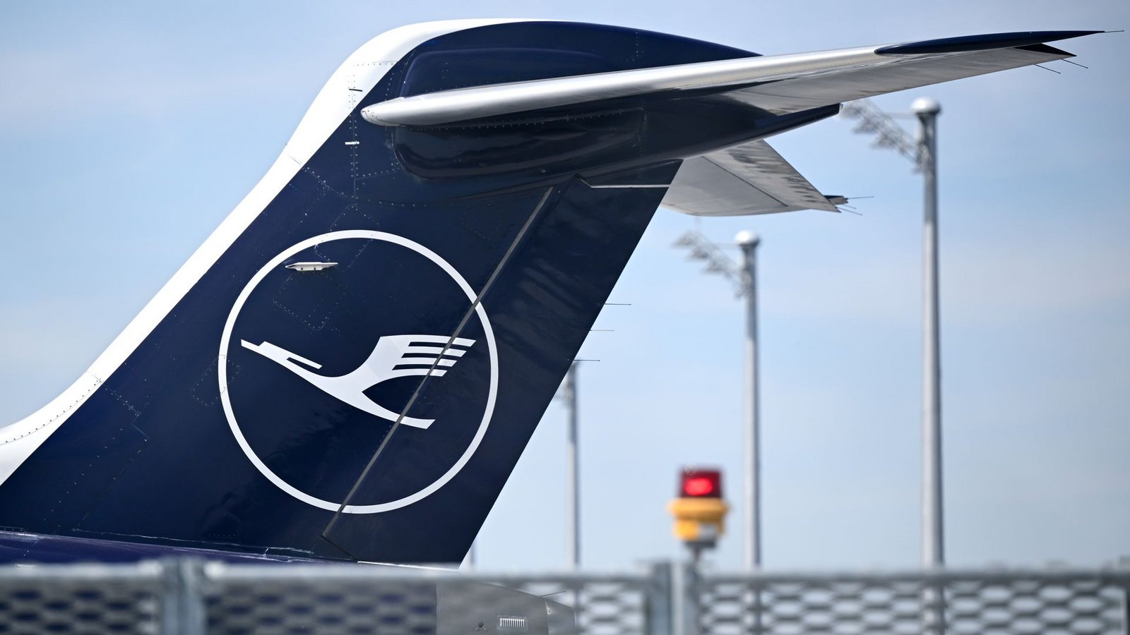 Die größte deutsche Fluggesellschaft Lufthansa scheiterte vor dem Europäischen Gerichtshof in Luxemburg. (Archivbild)Foto: Sven Hoppe/dpa