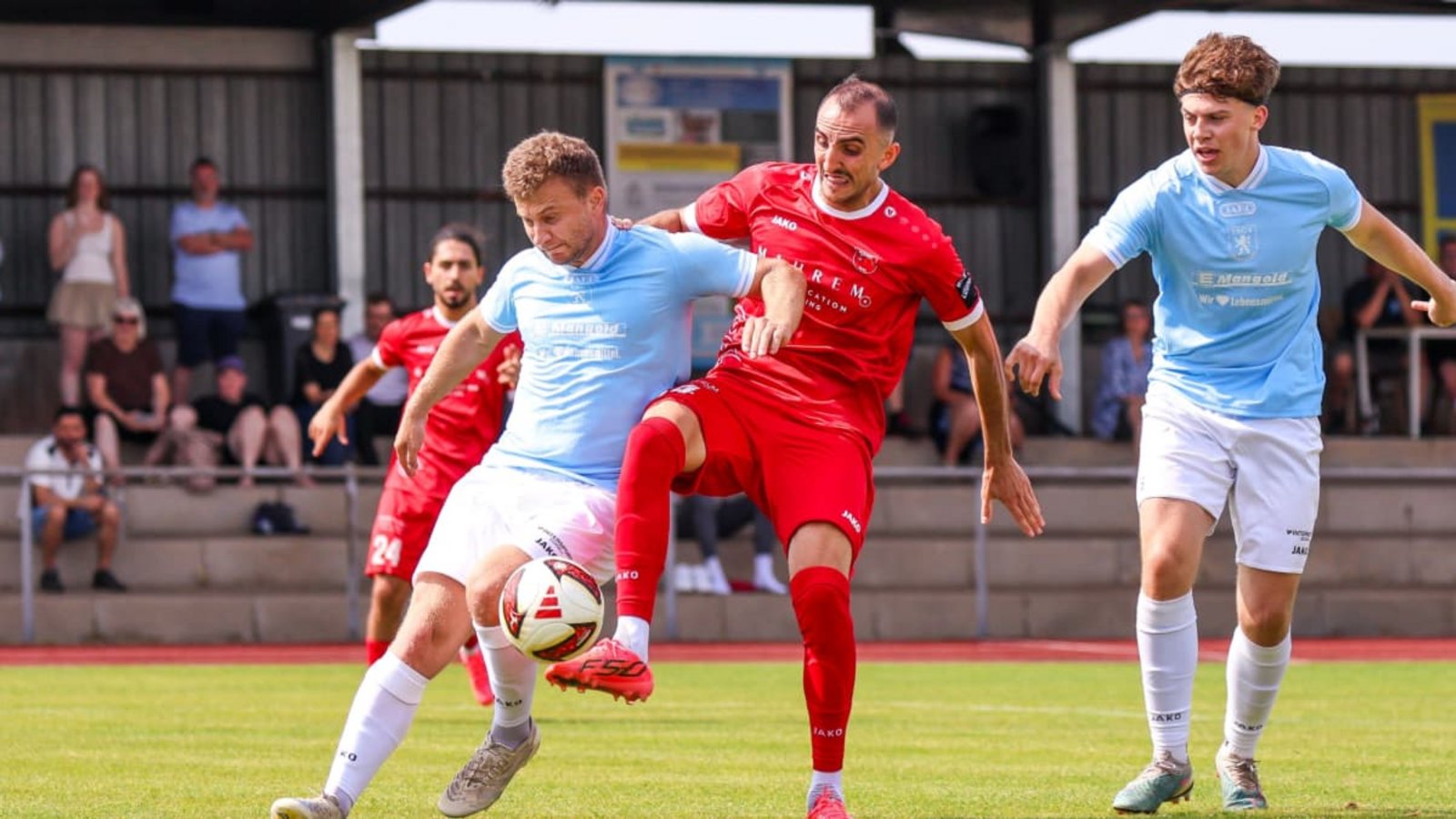 Chance zur Führung nach elf Minuten für den SV Fellbach: Aristidis Perhanidis spitzelt den Ball jedoch übers Tor.Günter Schmid