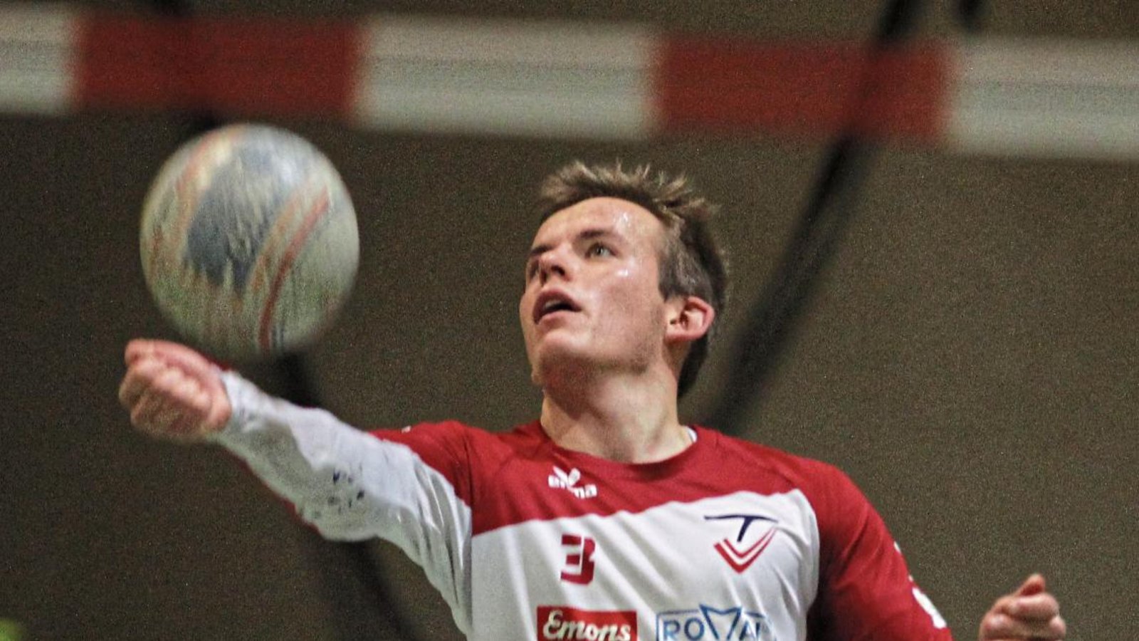 Die Faustballer des TV Vaihingen, hier Nils Hantke, haben einen hervorragenden Saisonstart hingelegt. Foto: Nachreiner