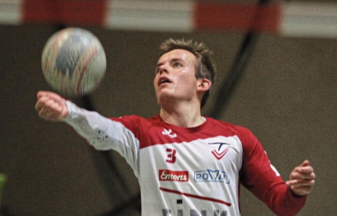 Die Faustballer des TV Vaihingen, hier Nils Hantke, haben einen hervorragenden Saisonstart hingelegt. Foto: Nachreiner