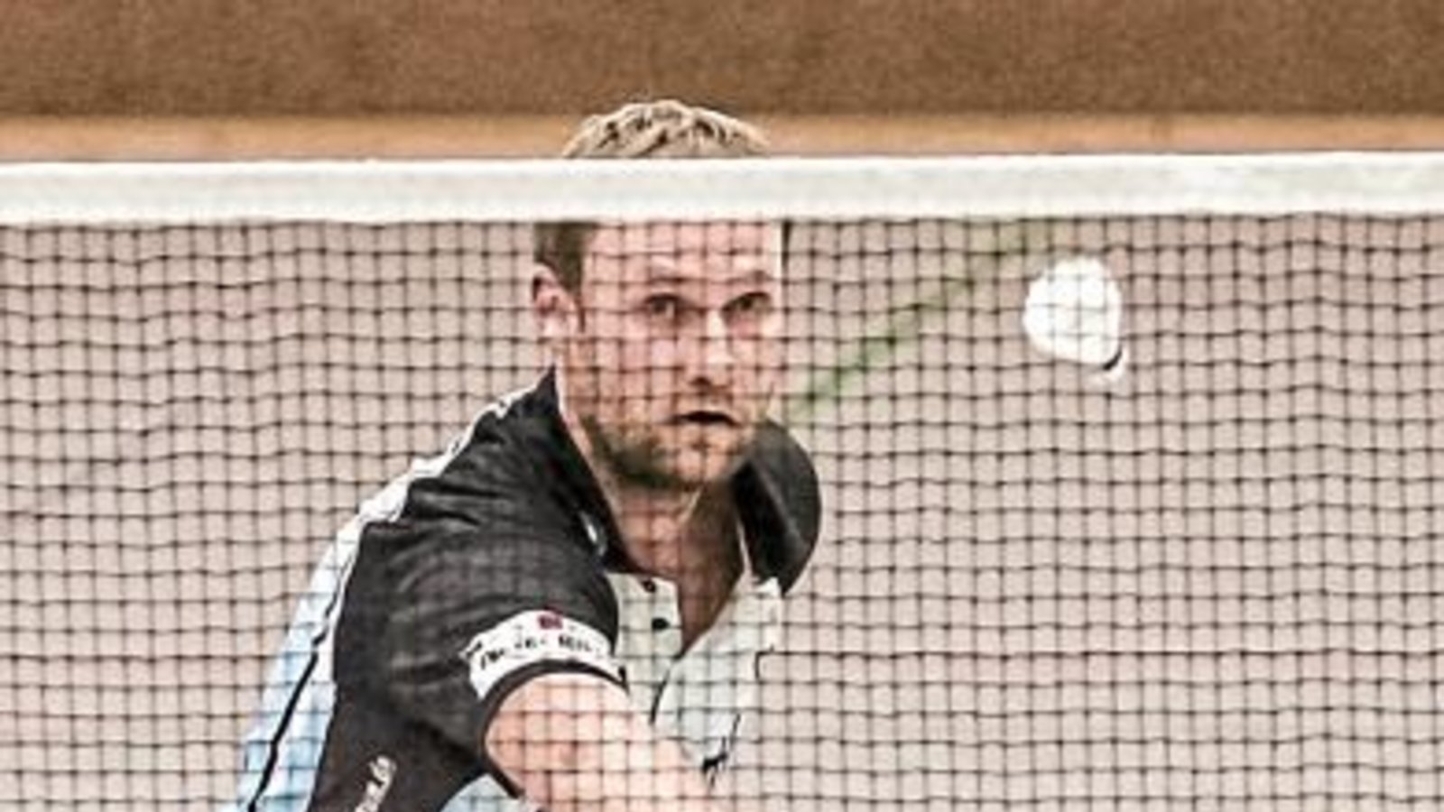Matthias Munzig und der SV Illingen überwintern als Spitzenreiter der Badminton-Landesliga Neckar/Hohenlohe. Foto: Archiv/Simecek Matthias Munzig und der SV Illingen überwintern als Spitzenreiter der Badminton-Landesliga Neckar/Hohenlohe. Foto: Archiv/Simecek