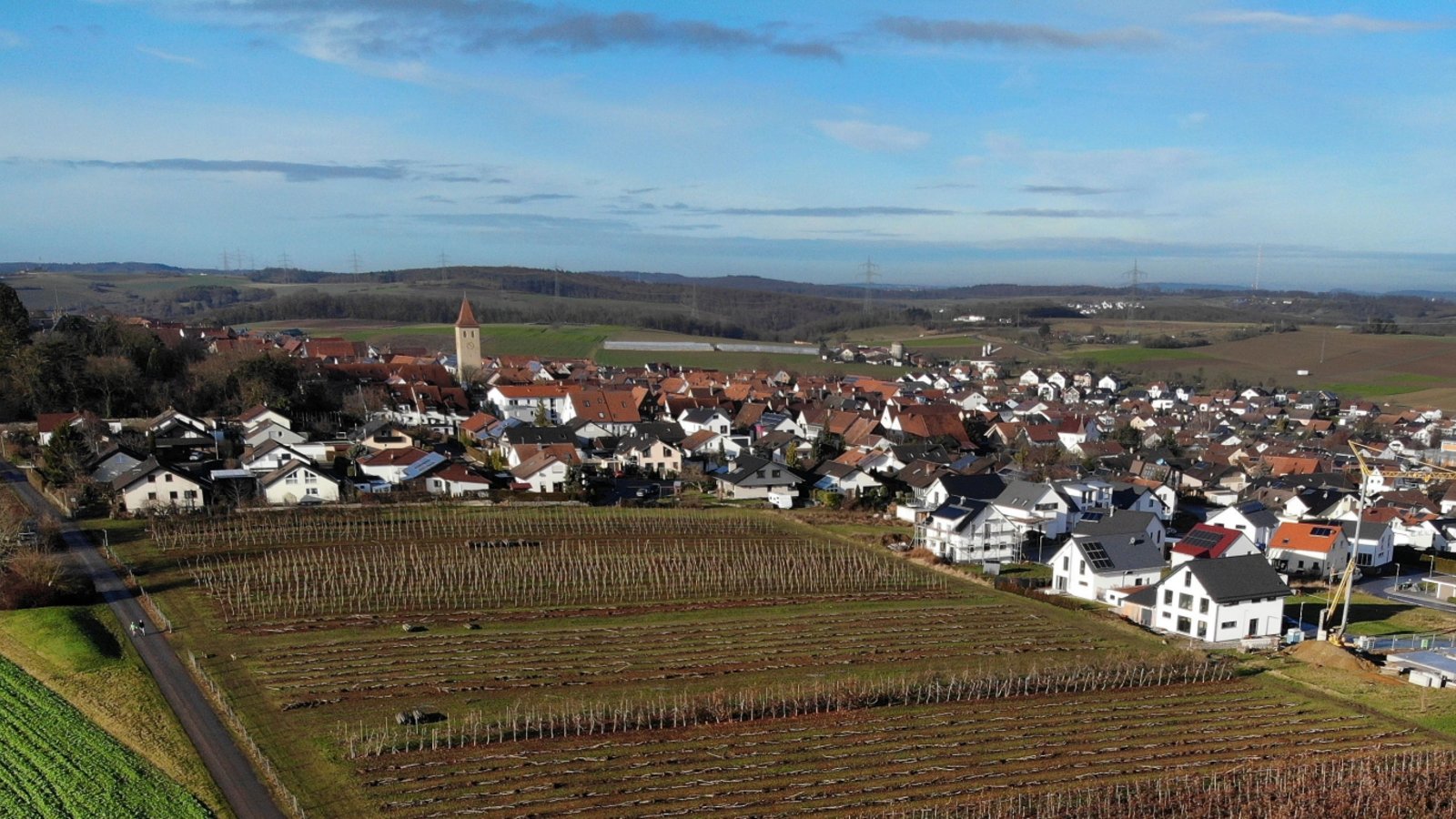 Die Gemeinde Eberdingen setzt auf behutsames, gesundes Wachstum. Darum soll der Ortsteil Nussdorf um das Baugebiet „Hinter dem Zaun IV“ erweitert werden.  Foto: Archiv/KüppersFoto: Archiv/Küppers