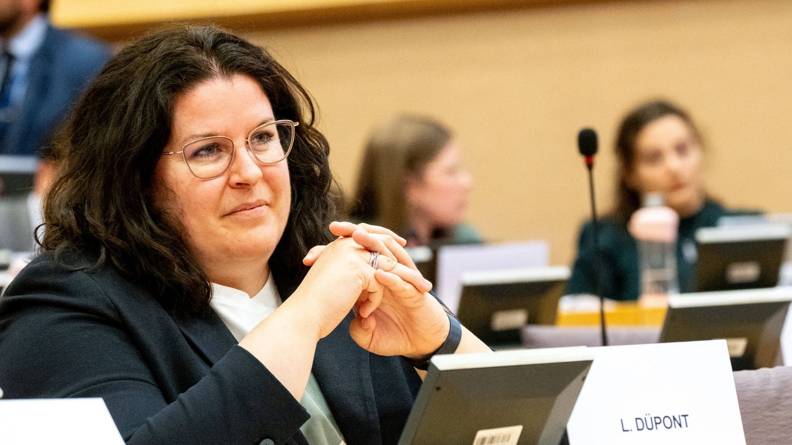„Wer kein Bleiberecht hat, muss die Europäische Union wieder verlassen“, sagt die CDU-Europaabgeordnete Lena Düpont.Foto: imago/Martin Bertrand „Wer kein Bleiberecht hat, muss die Europäische Union wieder verlassen“, sagt die CDU-Europaabgeordnete Lena Düpont.Foto: imago/Martin Bertrand