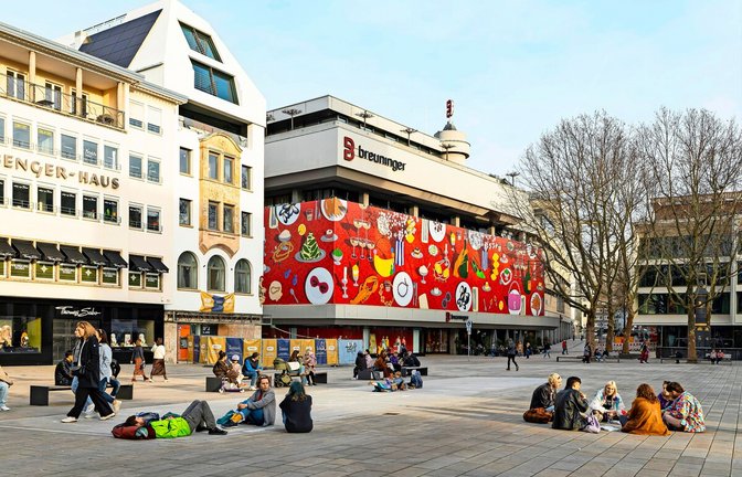 Das Modehaus Breuninger am Marktplatz in der Innenstadt<span class='image-autor'>Foto: imago/Arnulf Hettrich</span>