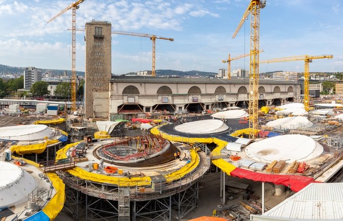 Die Bauarbeiten am Stuttgarter Hauptbahnhof dauern weiter an. Hier ein Bild aus dem Oktober 2022.<span class='image-autor'>Foto: Markus Mainka/ Shutterstock</span>