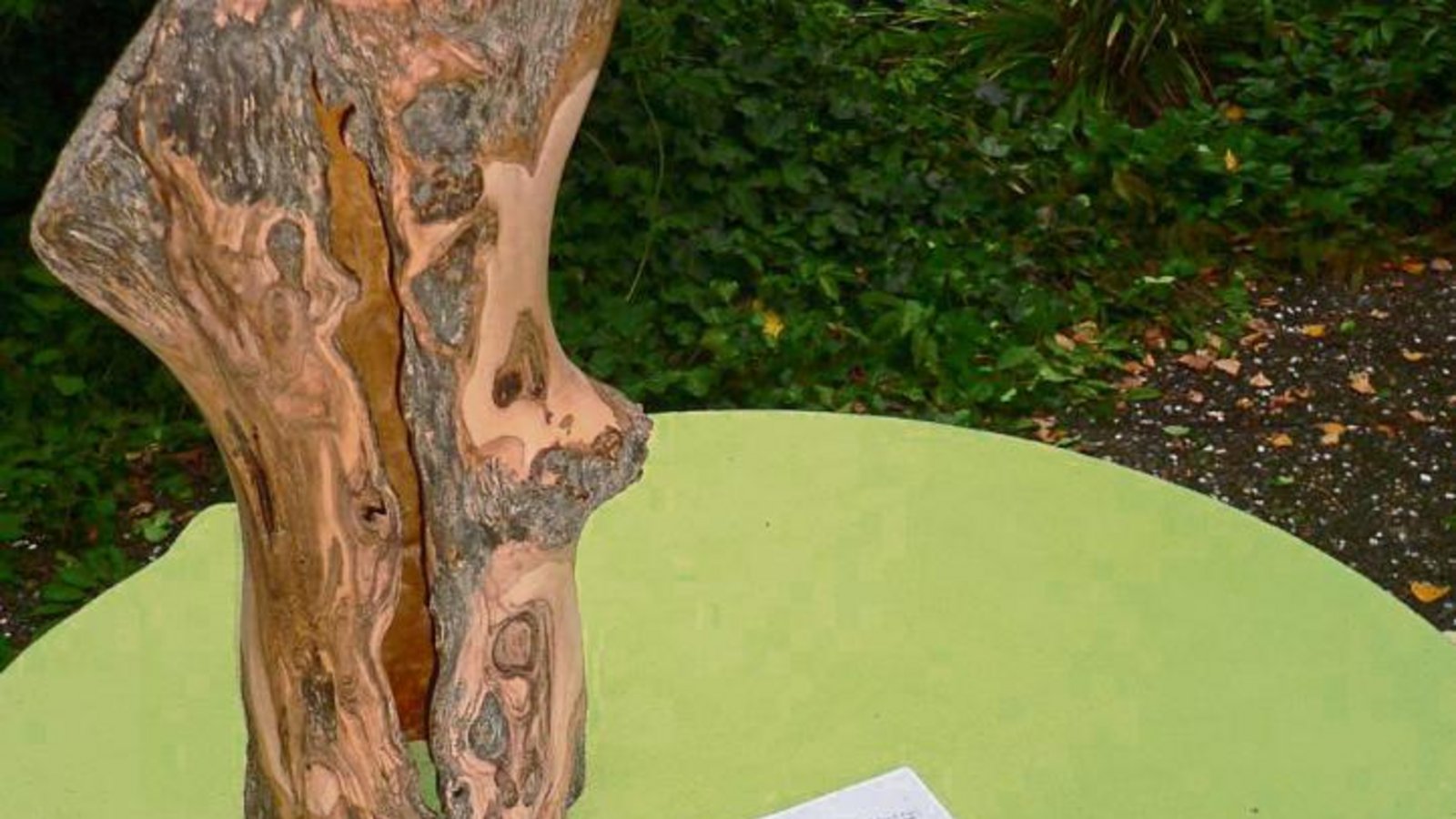 In der Enzweihinger Straße in Hochdorf heißt es Musik trifft Skulptur. Foto: p In der Enzweihinger Straße in Hochdorf heißt es Musik trifft Skulptur. Foto: p