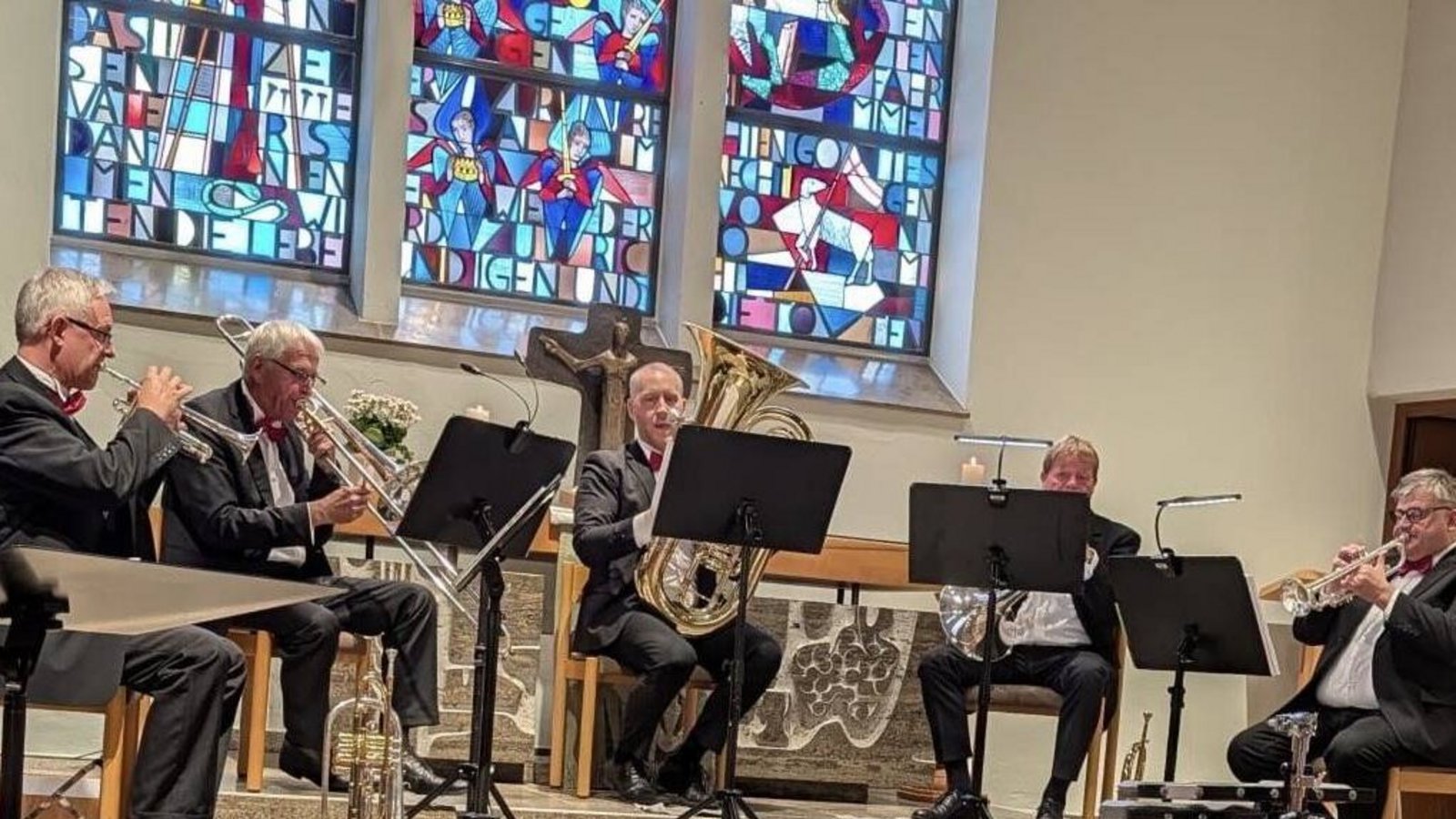 Zwischen Klassik und Bigband-Sound: das Strohgäu-Brass Quintett. Foto: p Zwischen Klassik und Bigband-Sound: das Strohgäu-Brass Quintett. Foto: p