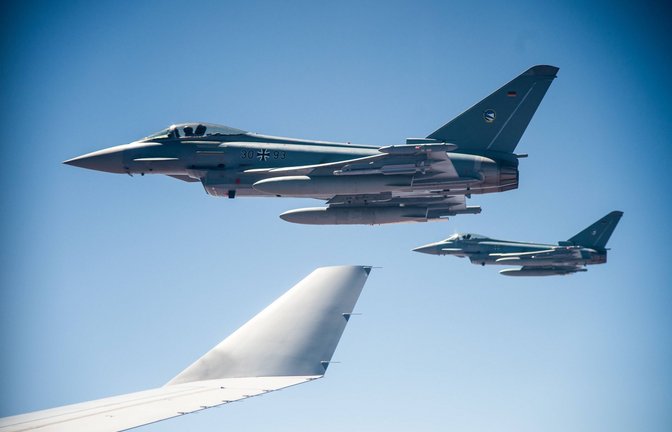 Eurofighter-Kampfjets der Bundesluftwaffe bei einem Übungsflug<span class='image-autor'>Foto: /A/ron Bunch</span>