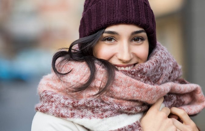 In diesem Artikel zeigen wir Ihnen, was Sie machen können, wenn Ihr Schal fusselt. Die besten Tipps und mögliche Ursachen zusammengefasst.<span class='image-autor'>Foto: Ground Picture / Shutterstock.com</span>
