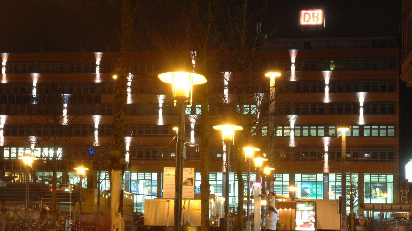 In Baden-Württemberg dürfen ab dem 1. April die Fassaden von Gebäuden nicht mehr beleuchtet werden (Symbolbild).Foto: imago/Becker&Bredel/BeckerBredel In Baden-Württemberg dürfen ab dem 1. April die Fassaden von Gebäuden nicht mehr beleuchtet werden (Symbolbild).Foto: imago/Becker&Bredel/BeckerBredel