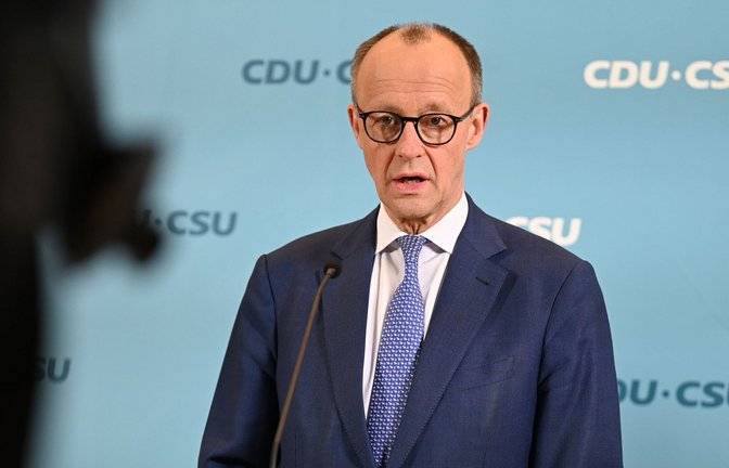 Friedrich Merz trifft bei der Münchner Sicherheitskonferenz US- Vizepräsiden JD Vance. (Archivbild)<span class='image-autor'>Foto: dpa/Sarah Knorr</span>