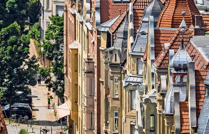 Im dicht bebauten Stuttgarter Kessel könnten manche Immobilienbesitzer sogar mit einer geringeren Steuerlast rechnen. Im dicht bebauten Stuttgarter Kessel könnten manche Immobilienbesitzer sogar mit einer geringeren Steuerlast rechnen. Im dicht bebauten Stuttgarter Kessel könnten manche Immobilienbesitzer sogar mit einer geringeren Steuerlast rechnen. Im dicht bebauten Stuttgarter Kessel könnten manche Immobilienbesitzer sogar mit einer geringeren Steuerlast rechnen.<span class='image-autor'>Foto: imago/Arnulf Hettrich</span>