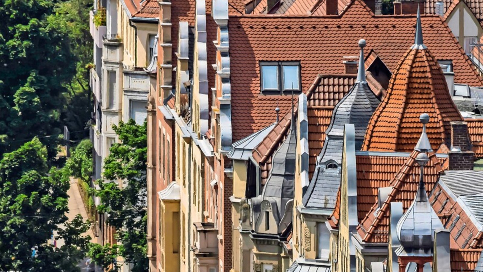 Im dicht bebauten Stuttgarter Kessel könnten manche Immobilienbesitzer sogar mit einer geringeren Steuerlast rechnen. Im dicht bebauten Stuttgarter Kessel könnten manche Immobilienbesitzer sogar mit einer geringeren Steuerlast rechnen. Im dicht bebauten Stuttgarter Kessel könnten manche Immobilienbesitzer sogar mit einer geringeren Steuerlast rechnen. Im dicht bebauten Stuttgarter Kessel könnten manche Immobilienbesitzer sogar mit einer geringeren Steuerlast rechnen.Foto: imago/Arnulf Hettrich Im dicht bebauten Stuttgarter Kessel könnten manche Immobilienbesitzer sogar mit einer geringeren Steuerlast rechnen. Im dicht bebauten Stuttgarter Kessel könnten manche Immobilienbesitzer sogar mit einer geringeren Steuerlast rechnen. Im dicht bebauten Stuttgarter Kessel könnten manche Immobilienbesitzer sogar mit einer geringeren Steuerlast rechnen. Im dicht bebauten Stuttgarter Kessel könnten manche Immobilienbesitzer sogar mit einer geringeren Steuerlast rechnen.Foto: imago/Arnulf Hettrich