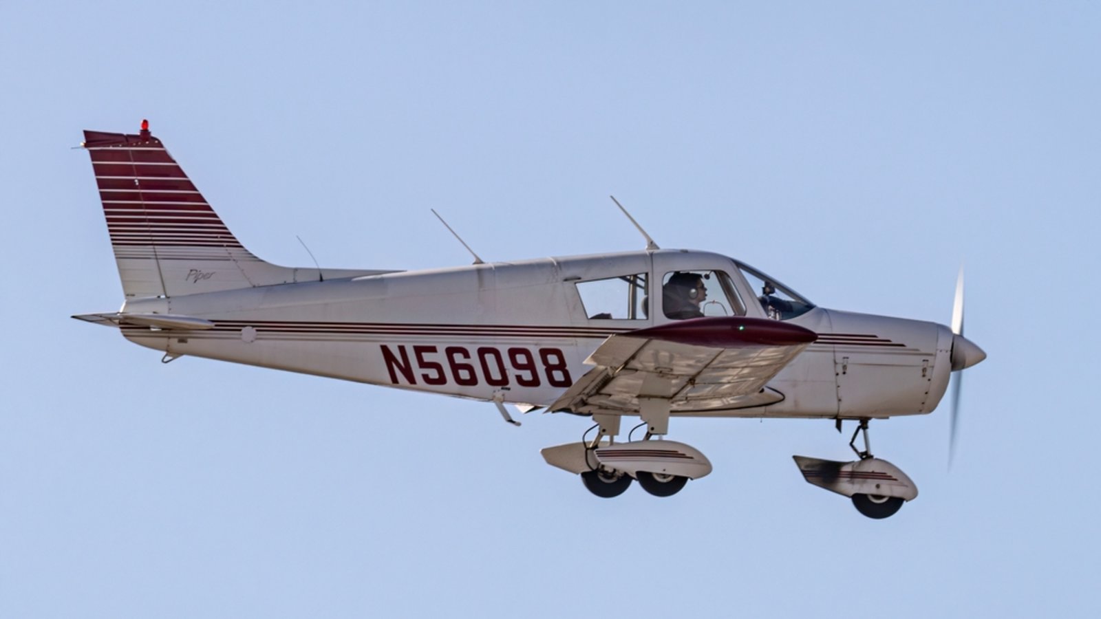 Ein ähnliches Flugzeug stürzte auf dem Golfplatz ab (Symbolbild).Foto: BlueBarronPhoto / shutterstock.com