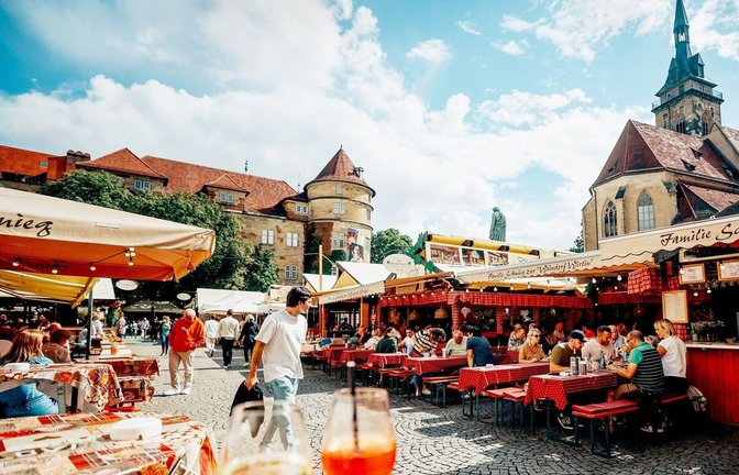 Stuttgarts größtes Weinfest feiert 2026 seine Jubiläumsausgabe.<span class='image-autor'>Foto: Lichtgut/Christoph Schmidt</span>