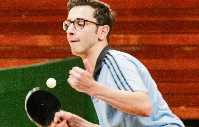 Danho Pala gelingt ein Einzelsieg bei der 3:9-Niederlage des SV Illingen gegen den TV Enzberg. Foto: Simecek