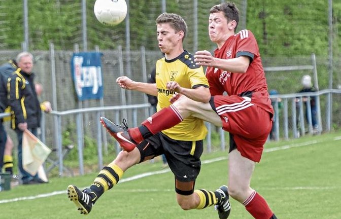 Patrick Beisser (rechts) hat mit dem TSV Großglattbach eine Aufholjagd in der Kreisliga B 7 hingelegt. Seit dem Spiel gegen den Meister setzte es in zwei Monaten nur eine Niederlage. Foto. Leitner