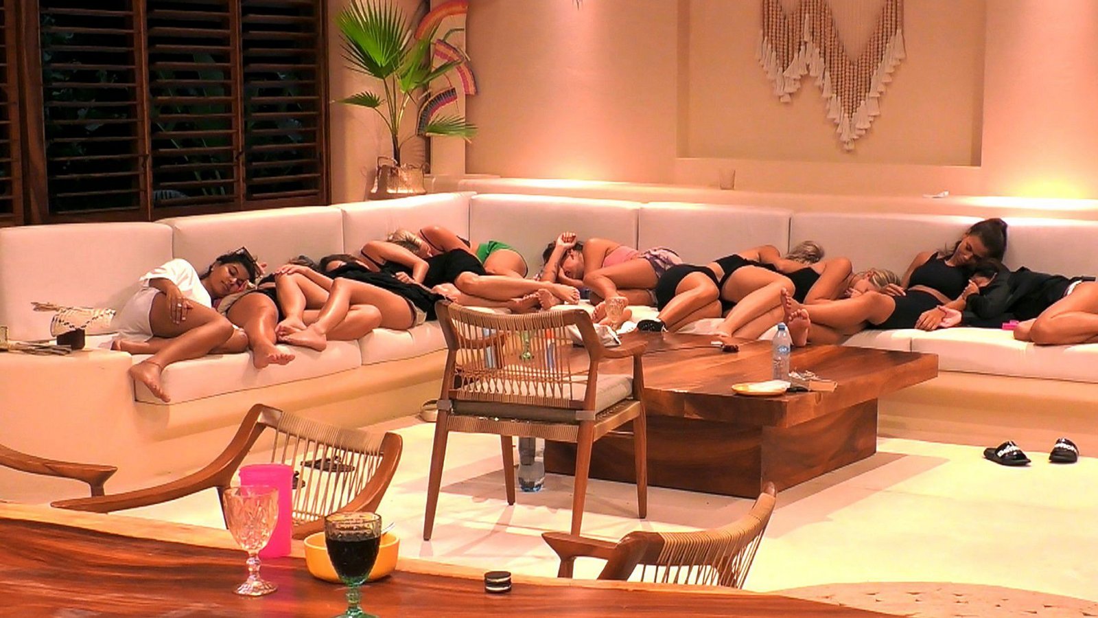In der Frauen-Villa herrscht gepflegte Langeweile.Foto: RTL In der Frauen-Villa herrscht gepflegte Langeweile.Foto: RTL
