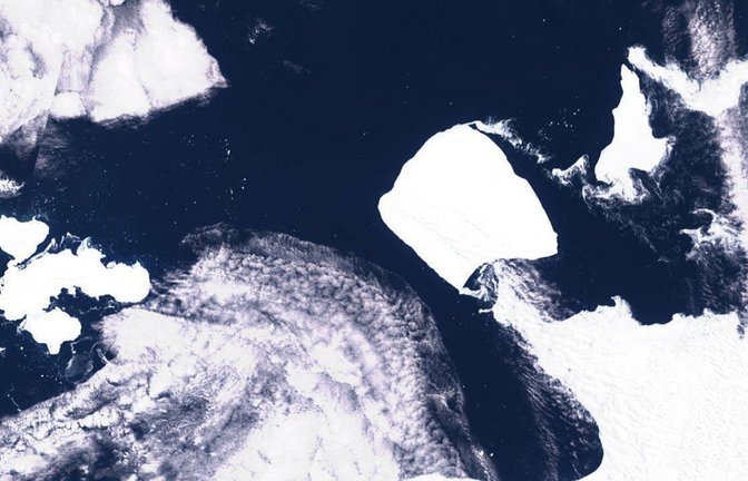 Satellitenaufnahme vom größten Eisberg des Planeten am 15. November 2023: Noch vor wenigen Monaten war A23a in der Antarktis so groß wie die Insel Mallorca.<span class='image-autor'>Foto: Imago/ZUMA Press Wire</span>