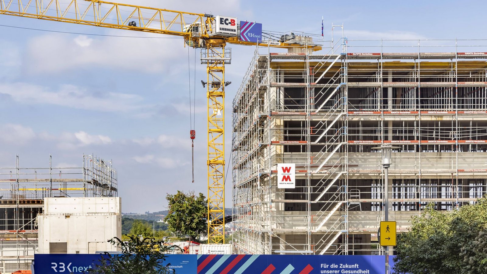 Das Land Baden-Württemberg stellt rund 4.000 Wohnungen für Beschäftigte und Auszubildende bereit, vor allem an den Universitätskliniken (Symbolfoto).Foto: IMAGO/Arnulf Hettrich/IMAGO Das Land Baden-Württemberg stellt rund 4.000 Wohnungen für Beschäftigte und Auszubildende bereit, vor allem an den Universitätskliniken (Symbolfoto).Foto: IMAGO/Arnulf Hettrich/IMAGO