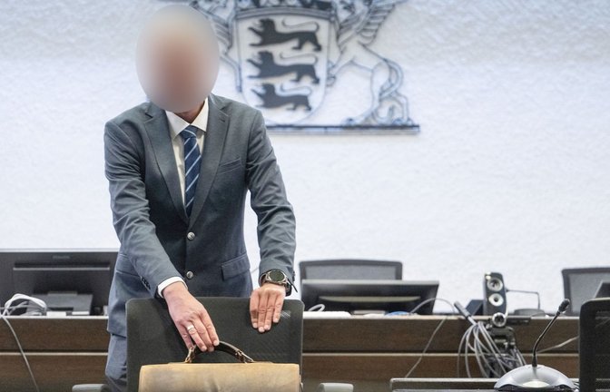 Der vom Dienst suspendierte Inspekteur der Polizei steht erneut vor Gericht.<span class='image-autor'>Foto: dpa/Marijan Murat</span>