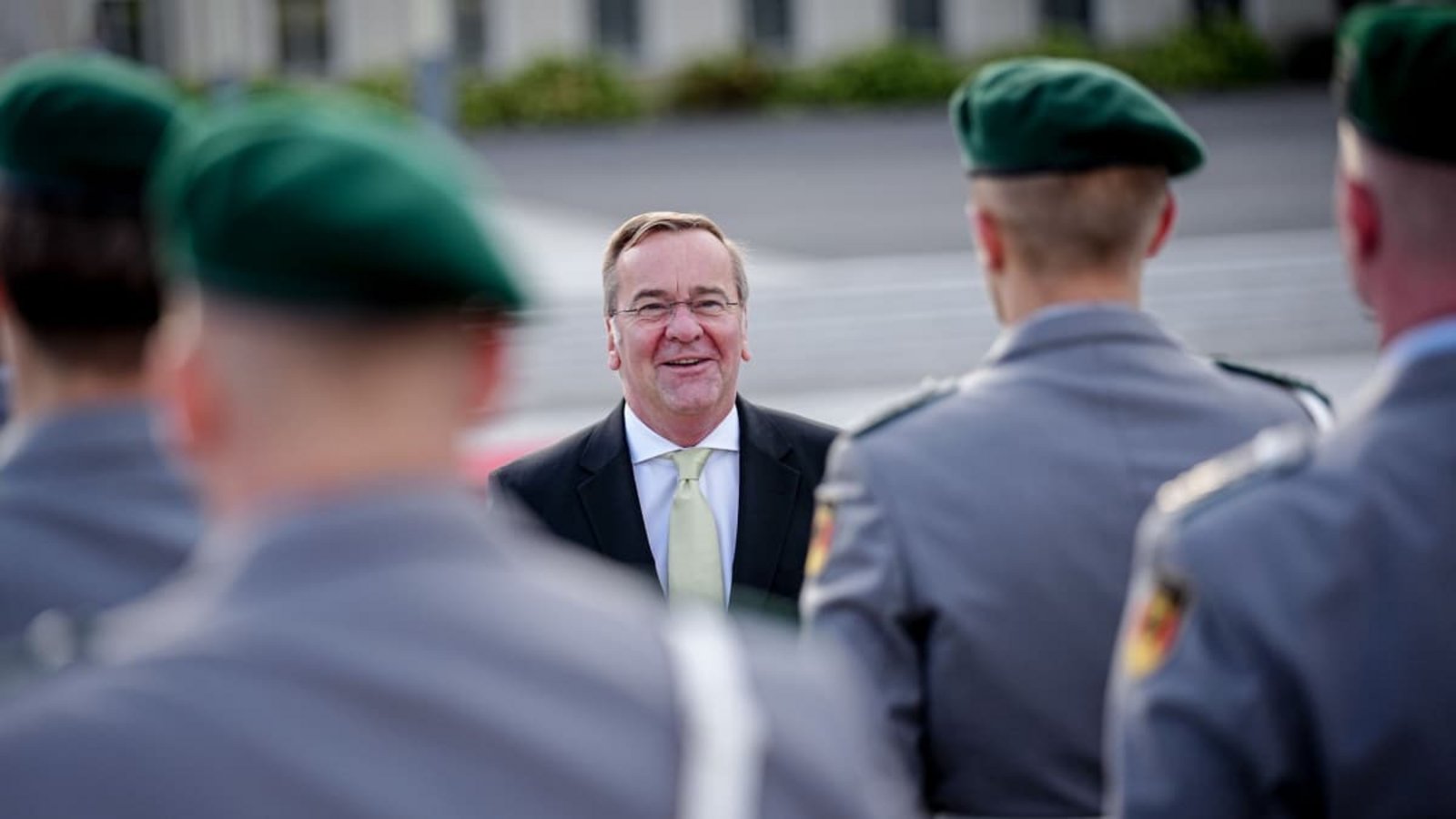 Bundesverteidigungsminister Boris Pistorius (SPD) will für die Bundeswehr ein eigenes Drohnenregiment aufstellen.Kay Nietfeld/dpa Bundesverteidigungsminister Boris Pistorius (SPD) will für die Bundeswehr ein eigenes Drohnenregiment aufstellen.Kay Nietfeld/dpa