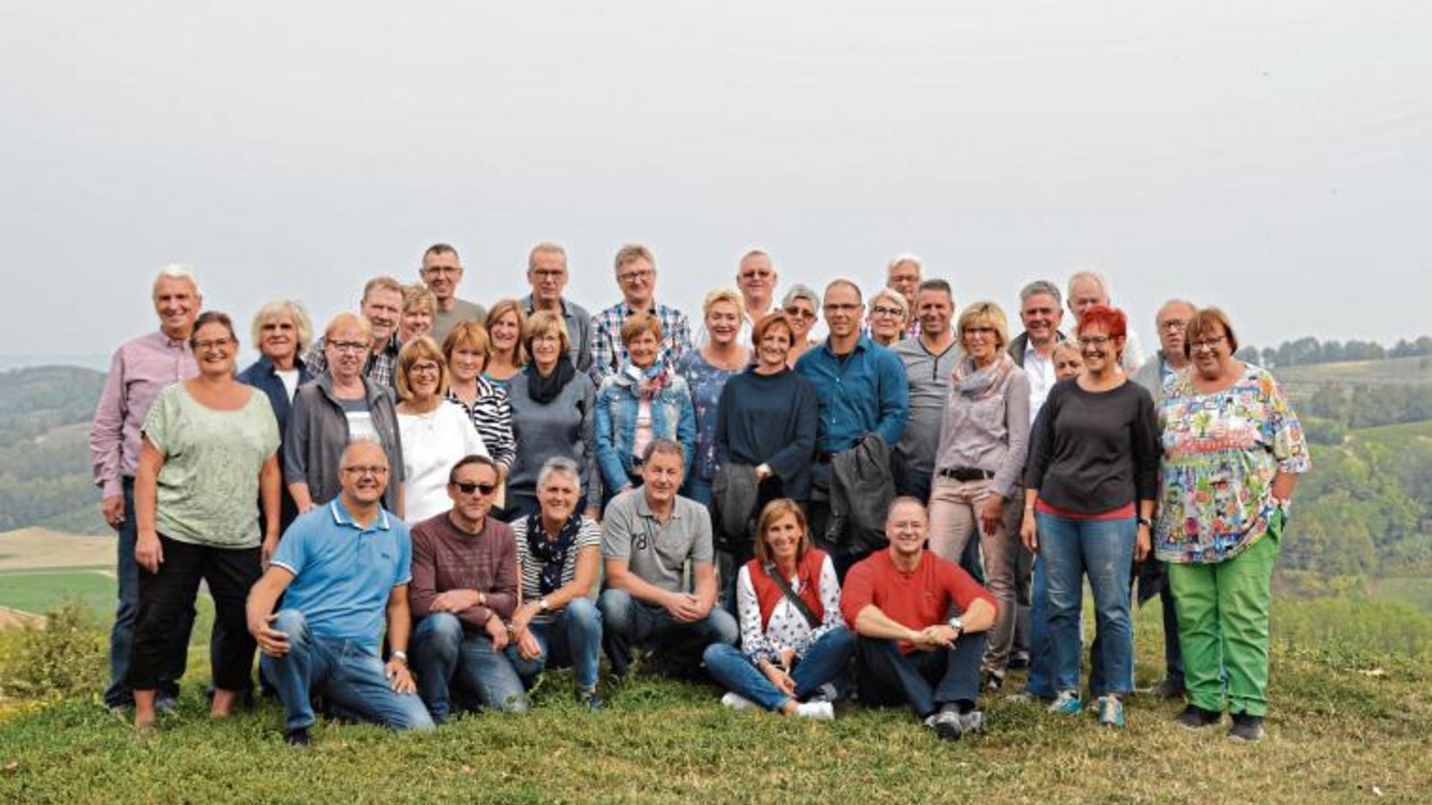 Die Reisegruppe aus Sersheim zusammen mit der Gastgeberin Annette Hilberg und Reiseleiter Jürgen Pfeiffer (beide außen links).  Foto: p