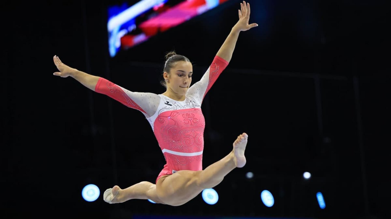 Helen Kevric im Teamfinale bei den Europameisterschaften 2026 in Zagreb.IMAGO/Grubisic