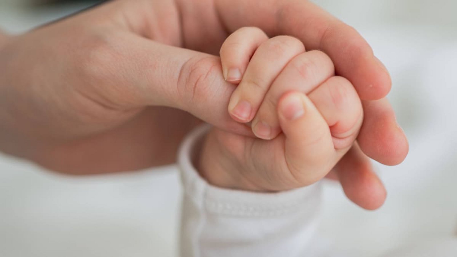 Viele Paare sehnen sich nach einem Baby, doch ihr Kinderwunsch bleibt unerfüllt. Eröffnet Leihmutterschaft für sie eine legitime Alternative?www.imago-images.de Viele Paare sehnen sich nach einem Baby, doch ihr Kinderwunsch bleibt unerfüllt. Eröffnet Leihmutterschaft für sie eine legitime Alternative?www.imago-images.de