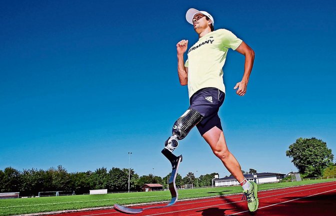 Durchtrainiert und topfit: Zum zweiten Mal nimmt der Ilsfelder Stefan Lösler bei den Paralympischen Spielen teil – 2014 mit dem Snowboard, dieses Jahr im Triathlon.  Foto: Baumann