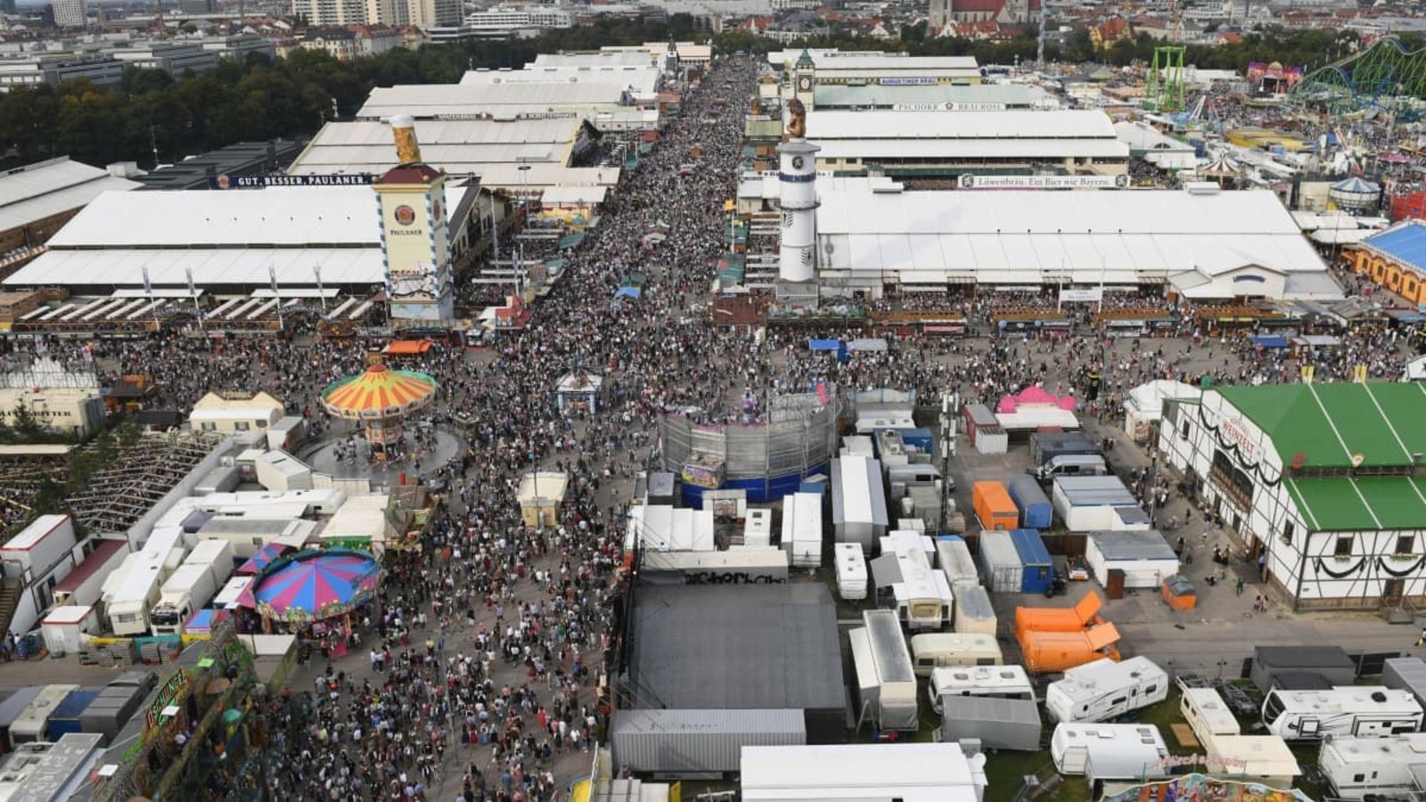 Die großen Festzelte sind für viele Besucher der Wiesn ein Höhepunkt.Felix Hörhager/dpa Die großen Festzelte sind für viele Besucher der Wiesn ein Höhepunkt.Felix Hörhager/dpa