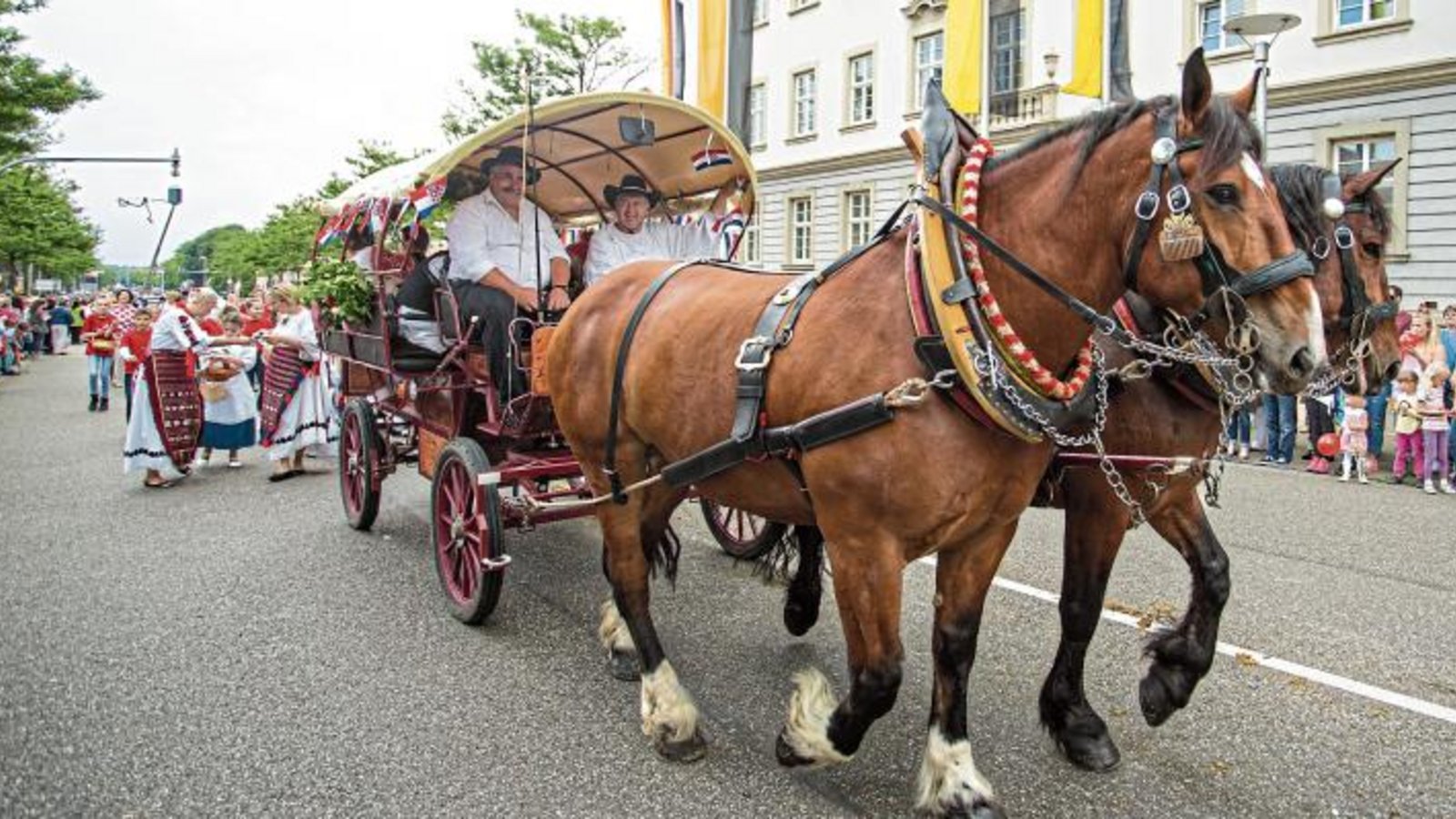 Zumindest den Festzug wird in diesem Jahr in Ludwigsburg nicht geben. Foto: Archiv Zumindest den Festzug wird in diesem Jahr in Ludwigsburg nicht geben. Foto: Archiv