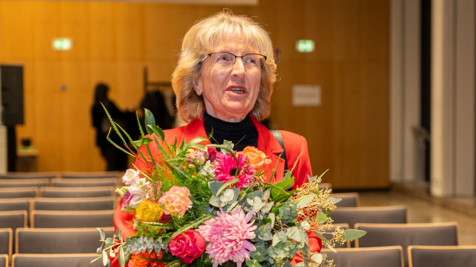 Ursula Grötzinger-Wiehrer ist nun Trägerin der Bürgermedaille.Foto: Hugh Hinderlider Ursula Grötzinger-Wiehrer ist nun Trägerin der Bürgermedaille.Foto: Hugh Hinderlider