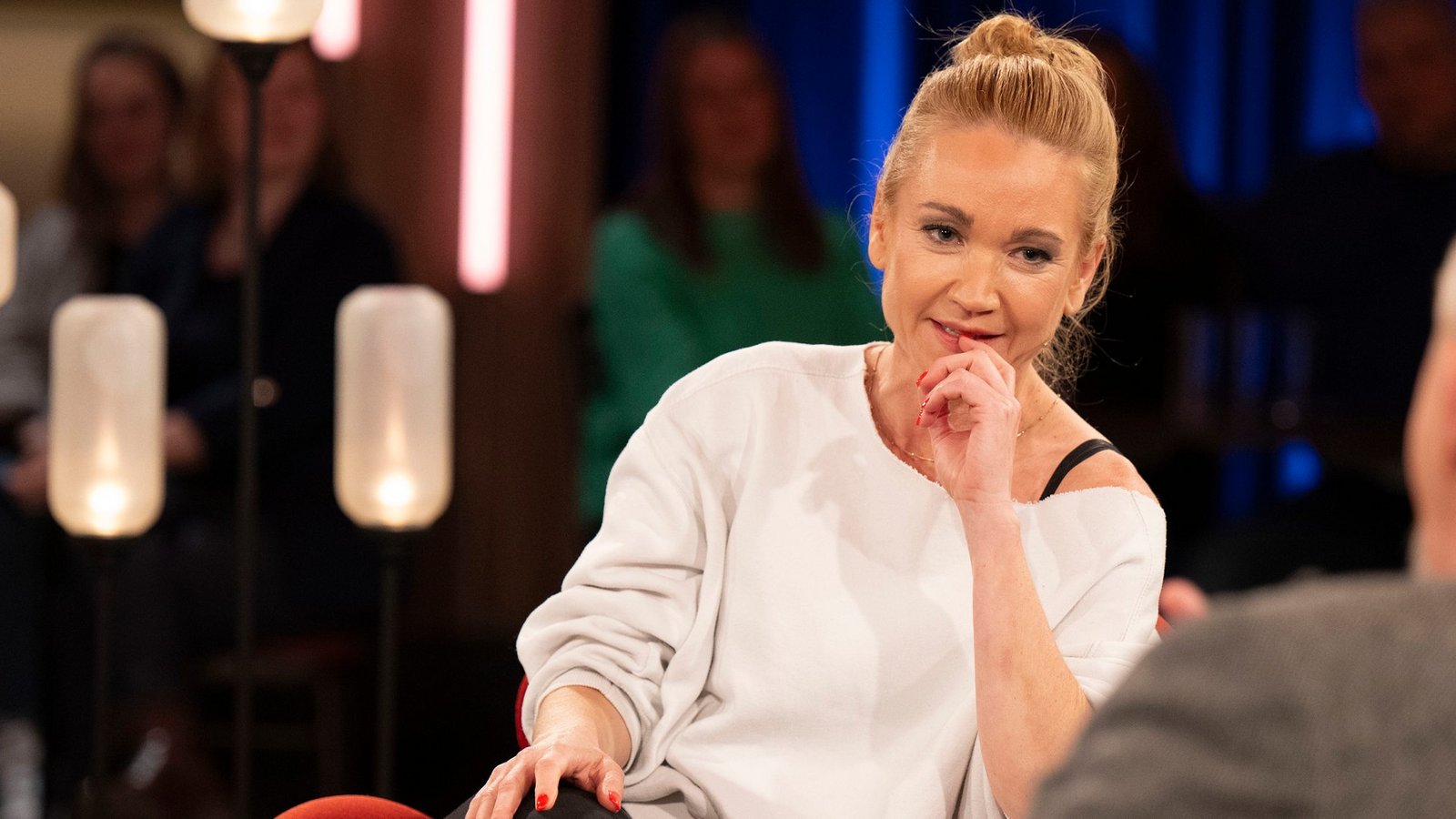 Gast in der Sendung: Lisa Marie Potthoff, SchauspielerinFoto: WDR/Melanie Grande Gast in der Sendung: Lisa Marie Potthoff, SchauspielerinFoto: WDR/Melanie Grande