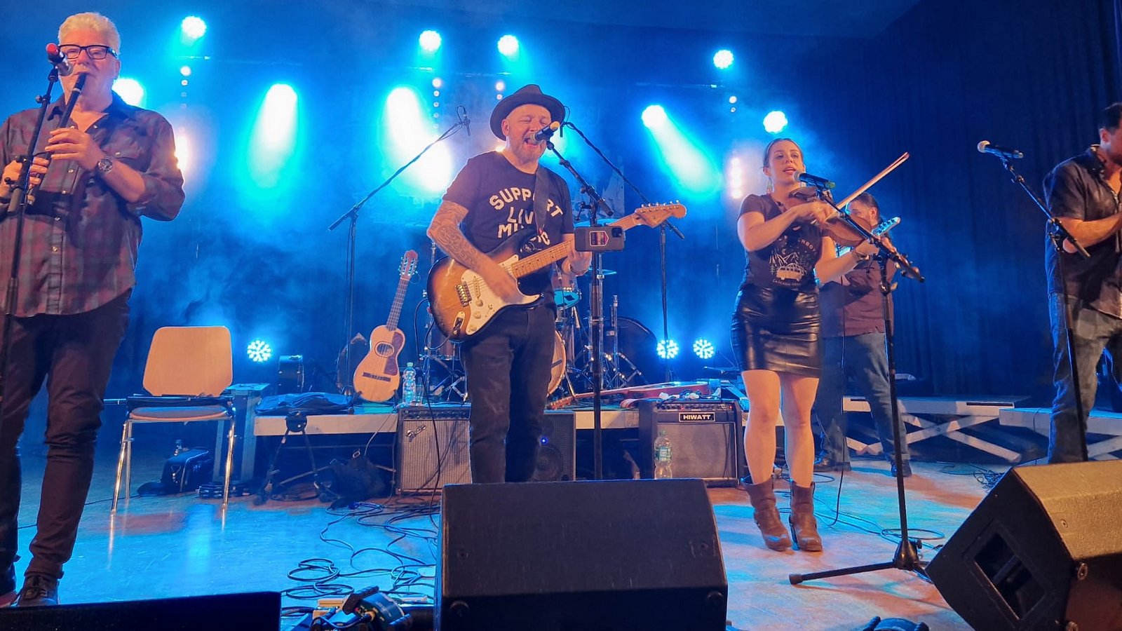 Die Headliner am Freitagabend: The Paperboys.  Foto: p