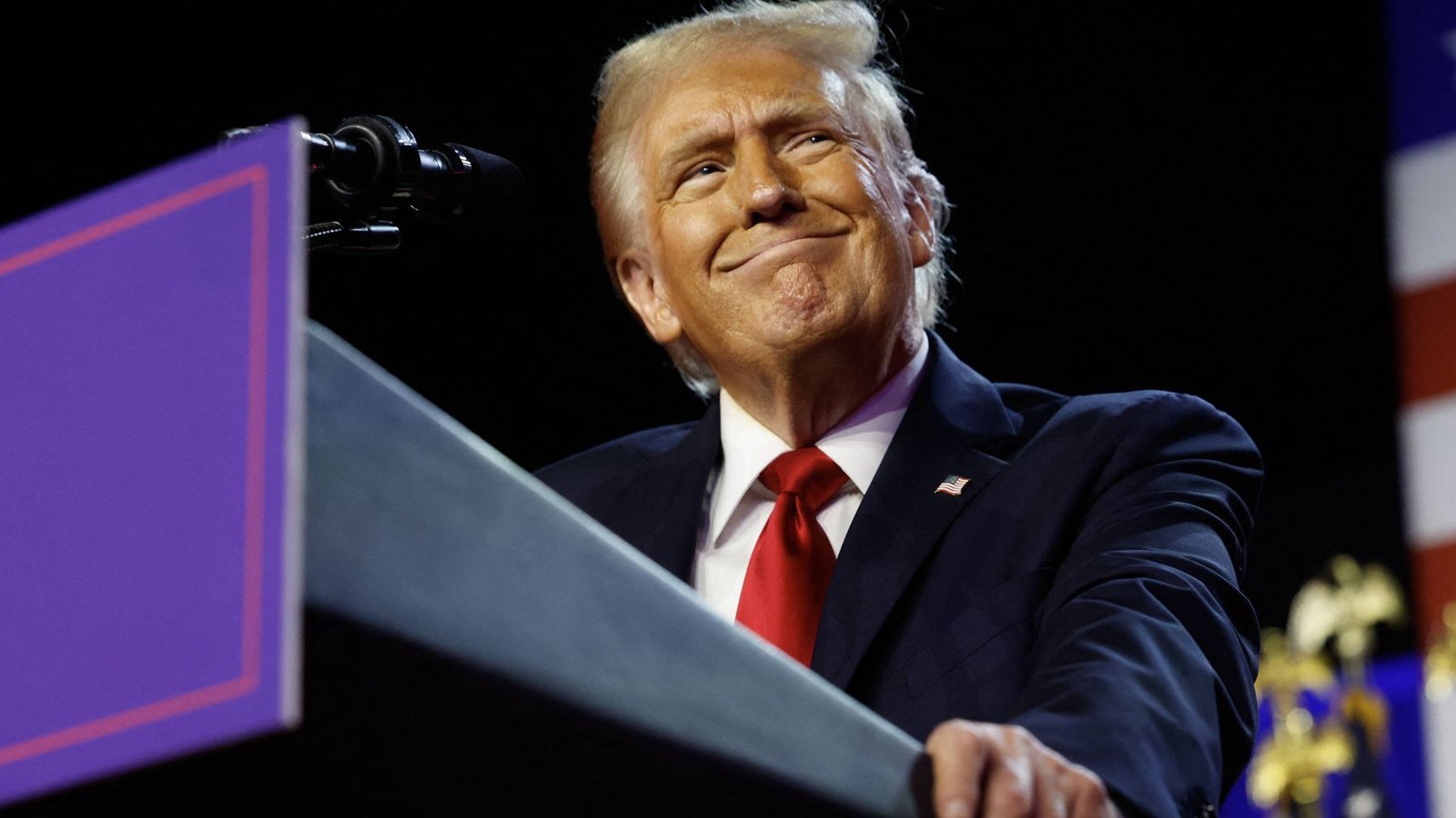 Erfolg für Donald Trump: Die zuständige Richterin gibt dem Antrag auf Einstellung des Trump-Verfahrens wegen Wahlmanipulation statt.Foto: IMAGO//CHIP SOMODEVILLA Erfolg für Donald Trump: Die zuständige Richterin gibt dem Antrag auf Einstellung des Trump-Verfahrens wegen Wahlmanipulation statt.Foto: IMAGO//CHIP SOMODEVILLA