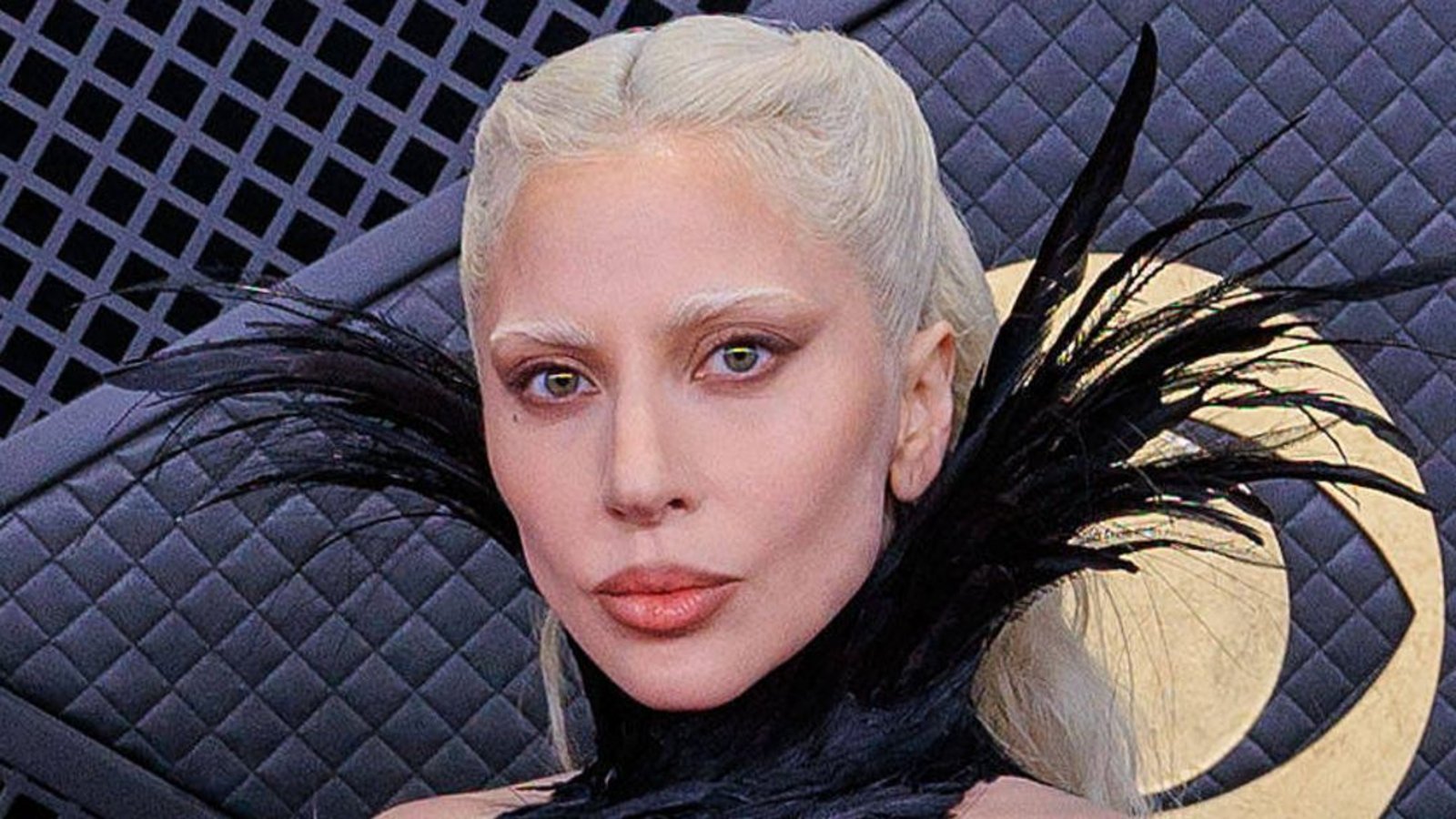 Sängerin Lady Gaga zeigt sich als Raabe.Foto: IMAGO/ZUMA Press Wire Sängerin Lady Gaga zeigt sich als Raabe.Foto: IMAGO/ZUMA Press Wire